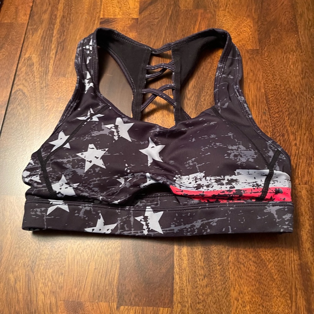 Curves n Combatboots bra